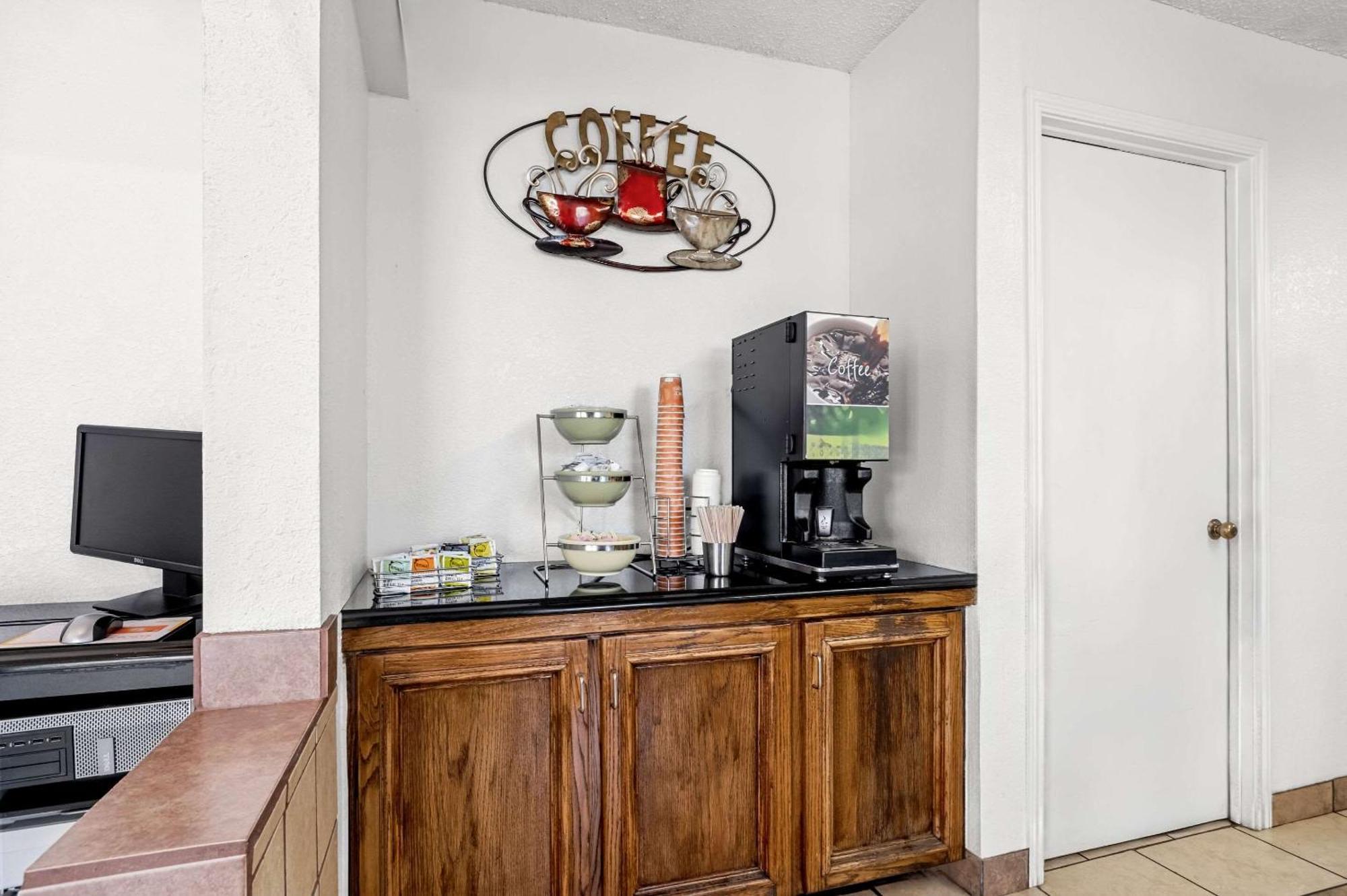 Quality Inn Plainview Zewnętrze zdjęcie